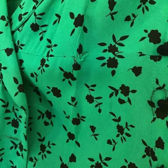 ASOS Chic Green Floral Wrap Dress for Women - Picture 6 of 8